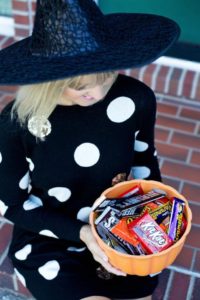 trick-or-treaters, basket of candy